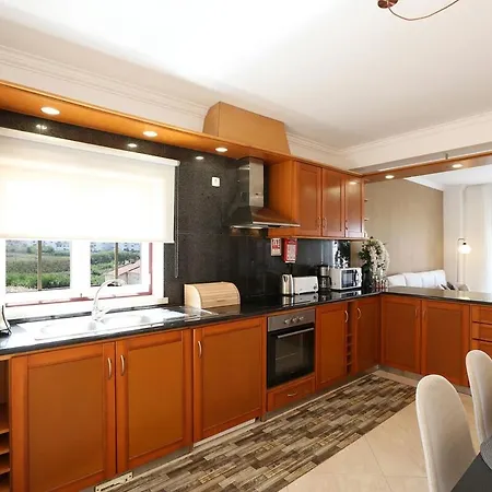 Lejlighed T4-sea View By Nazpina *