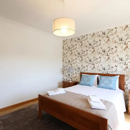 Apartment T4-sea View By Nazpina *