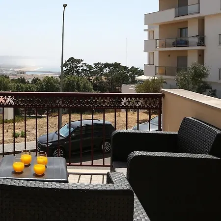 Apartment T4-sea View By Nazpina Nazare