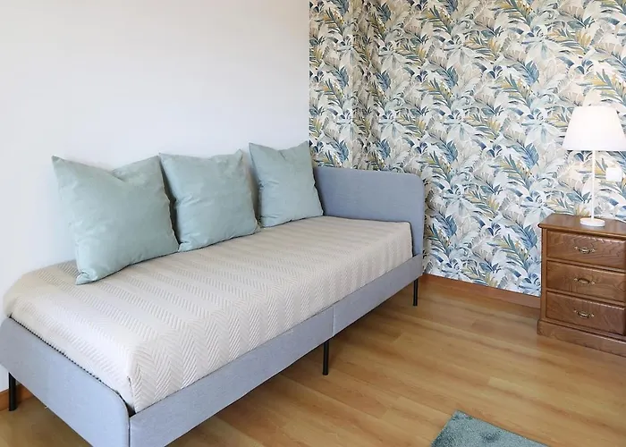 T4-sea View By Nazpina